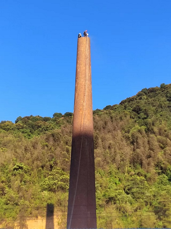 煙囪拆除合理選擇方案-安全拆除煙囪！